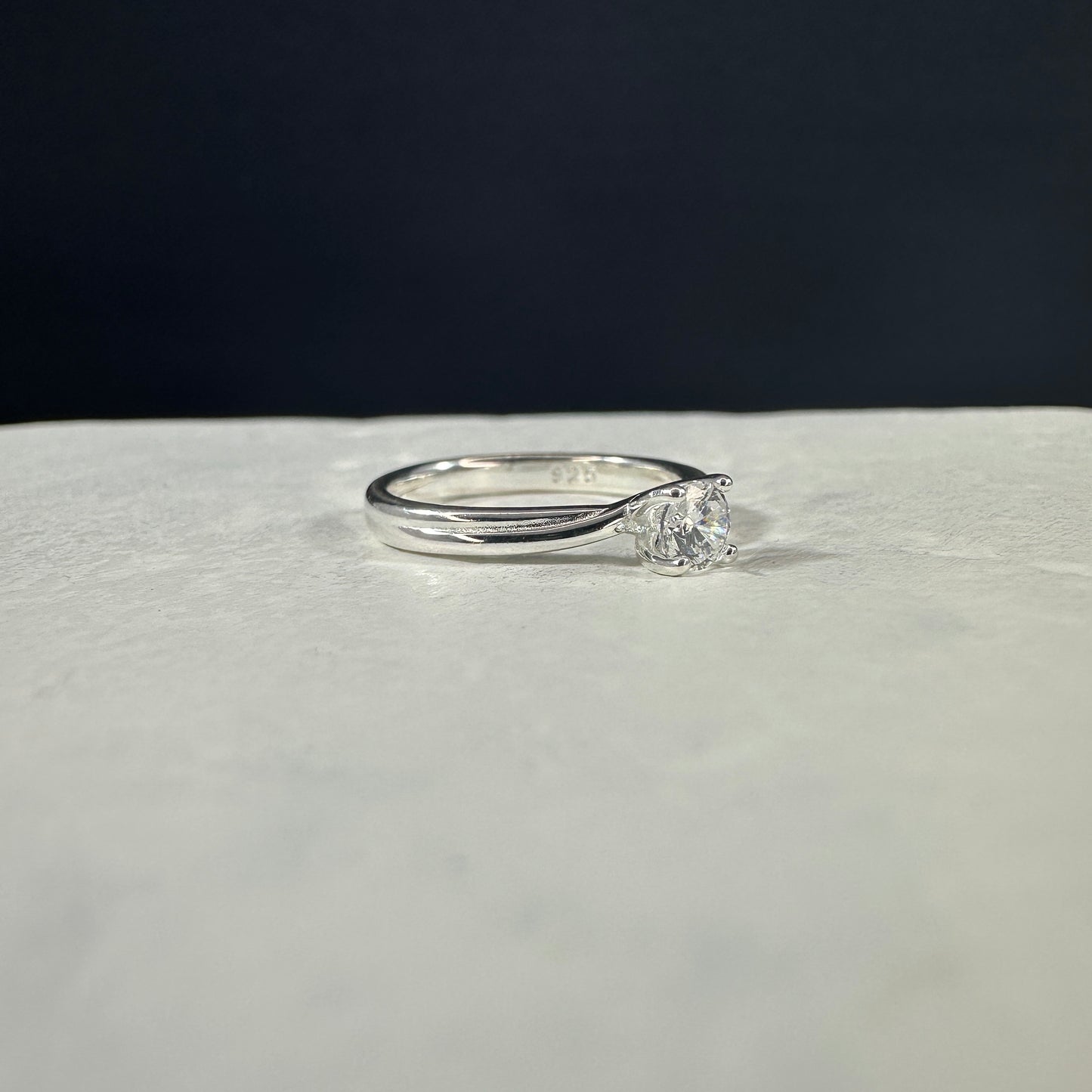 Anillo cristal twist