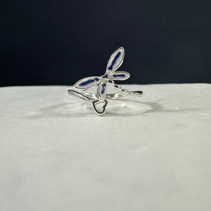 Anillo libélula corazon