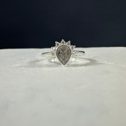 Anillo tiara real
