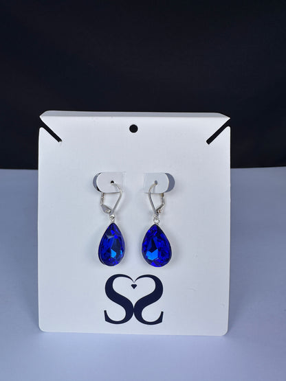 Aretes corte lagrima azules