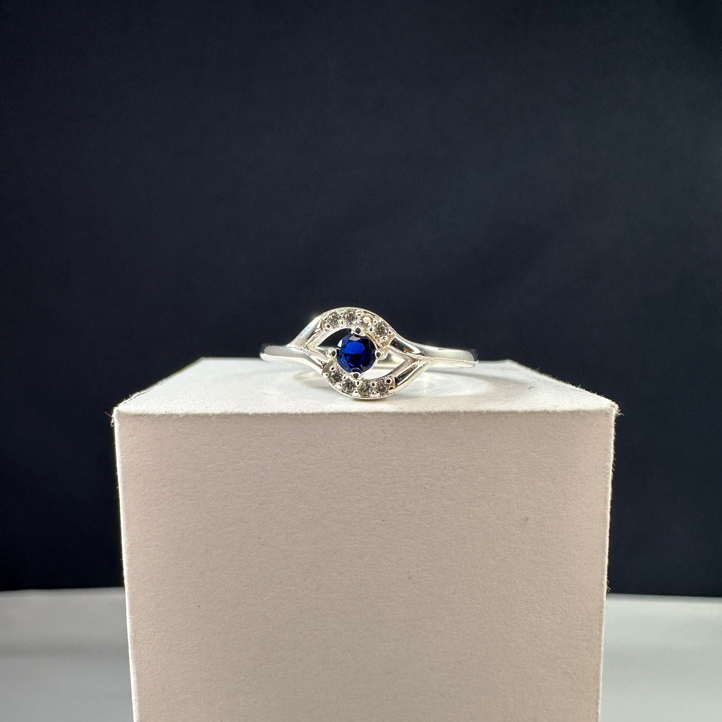 Anillo Horus