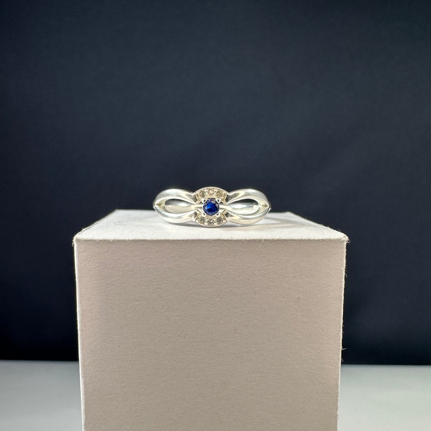Anillo Cruzado Azul