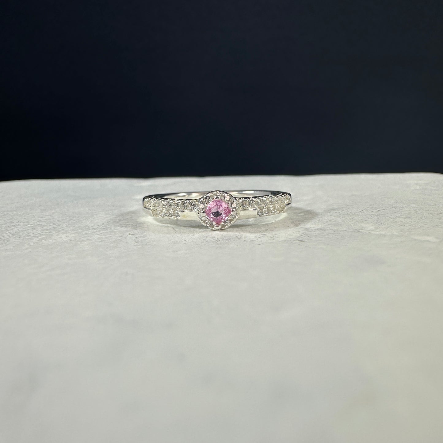 Anillo tipo Halo