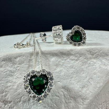 Conjunto corazon verde