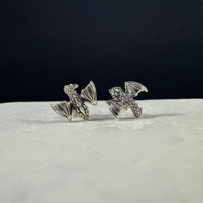 Aretes dragon