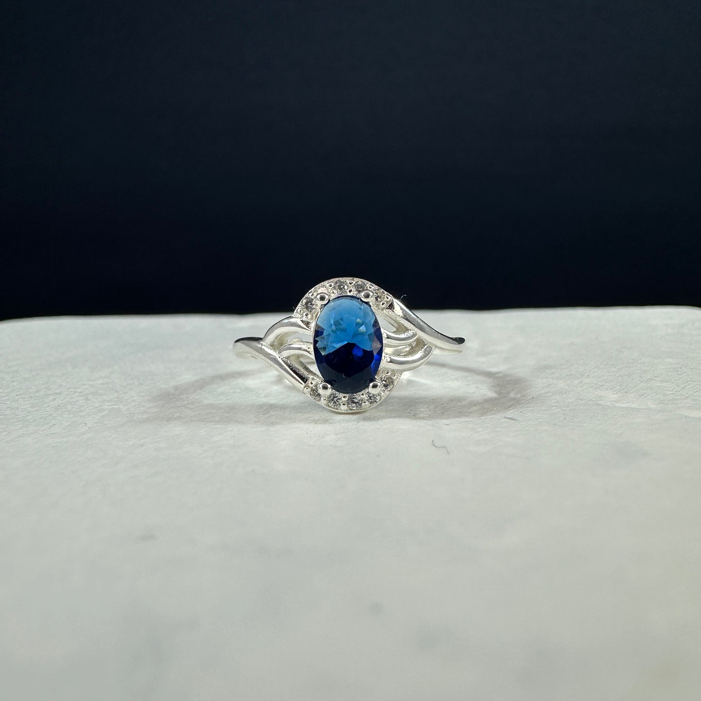Anillo eclipse azul