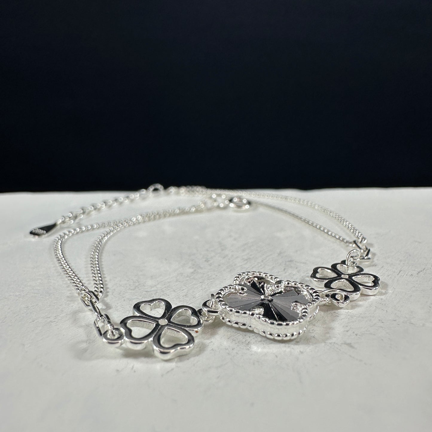 Pulsera trebol