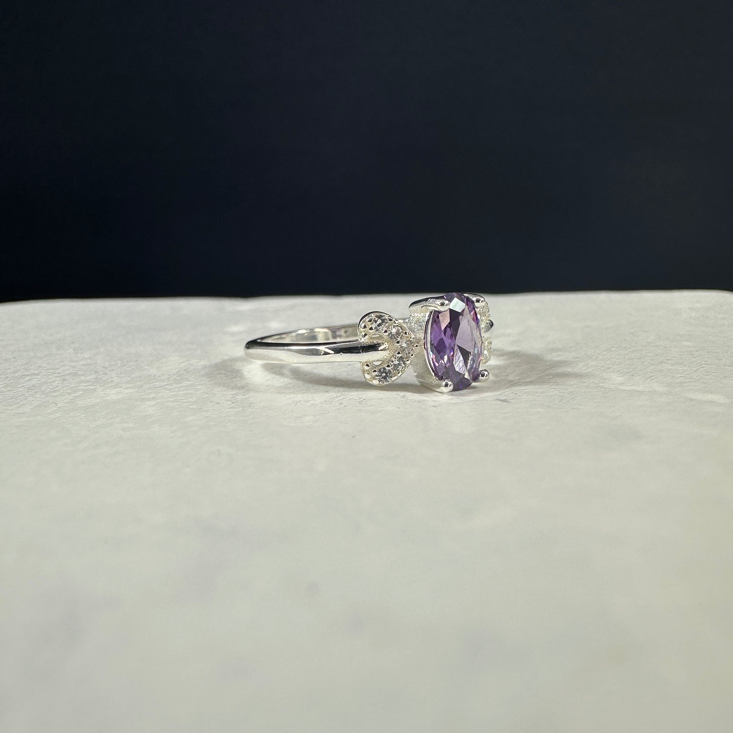 Anillo violeta imperial